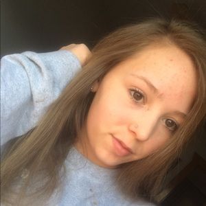 Meet your Posher, Charleene